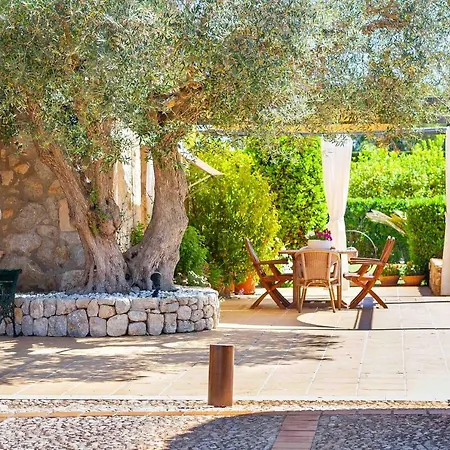 Bennassar Villa *